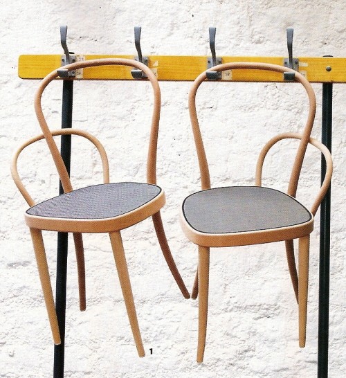 Pablo Reinoso Thonet.jpg