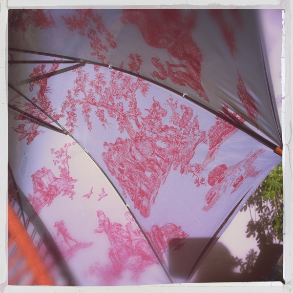 Parapluie Jouy 2.jpg