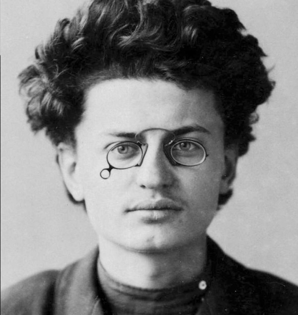 leontrotsky.jpg